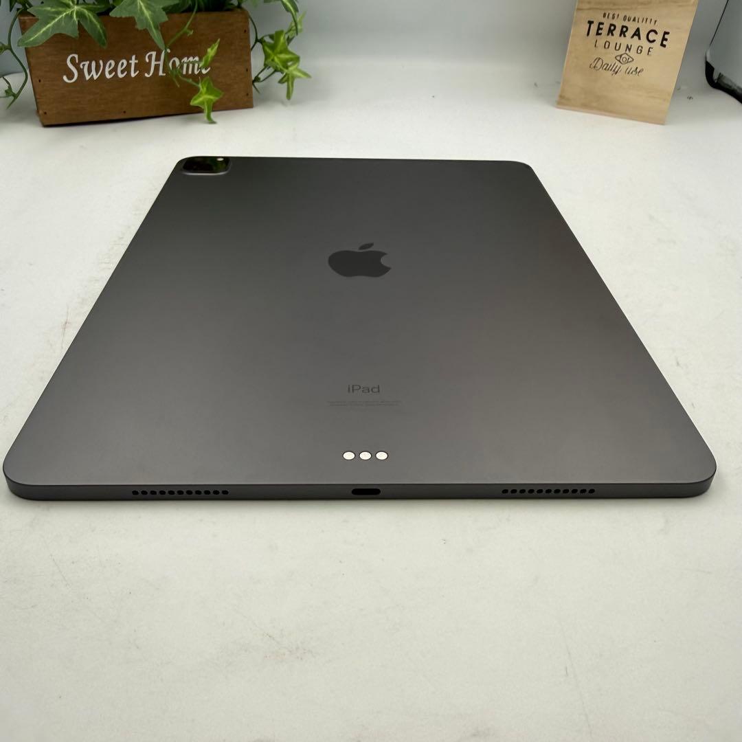 【新品同様に近い】iPad Pro M1 第5世代 13インチWifi 512G