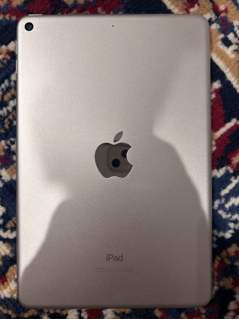 【美品】iPad mini (第5世代) シルバー 64GB