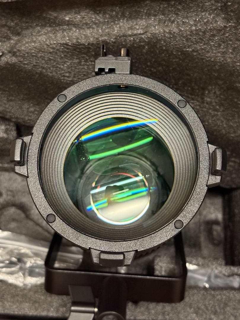 ビデオカメラ Aputure LS60 Spotlight Mini Zoom