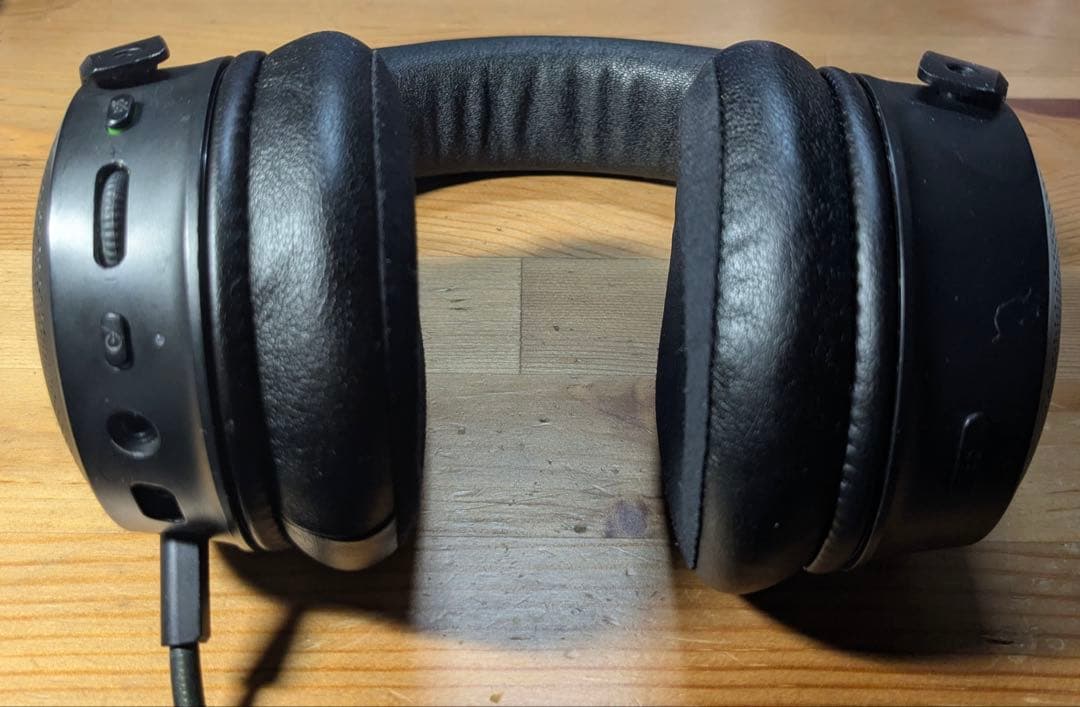 Razer Kraken V3 Pro ワイヤレスゲーミングヘッドセット