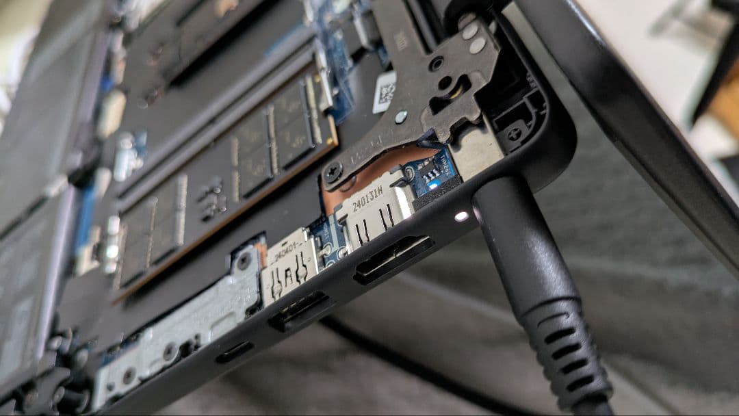 【ジャンク】DELL Inspiron 14 5445 8840U 32GB