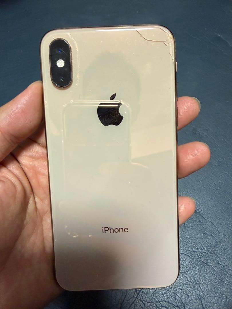 スマートフォン本体 iphone xs (gold color)