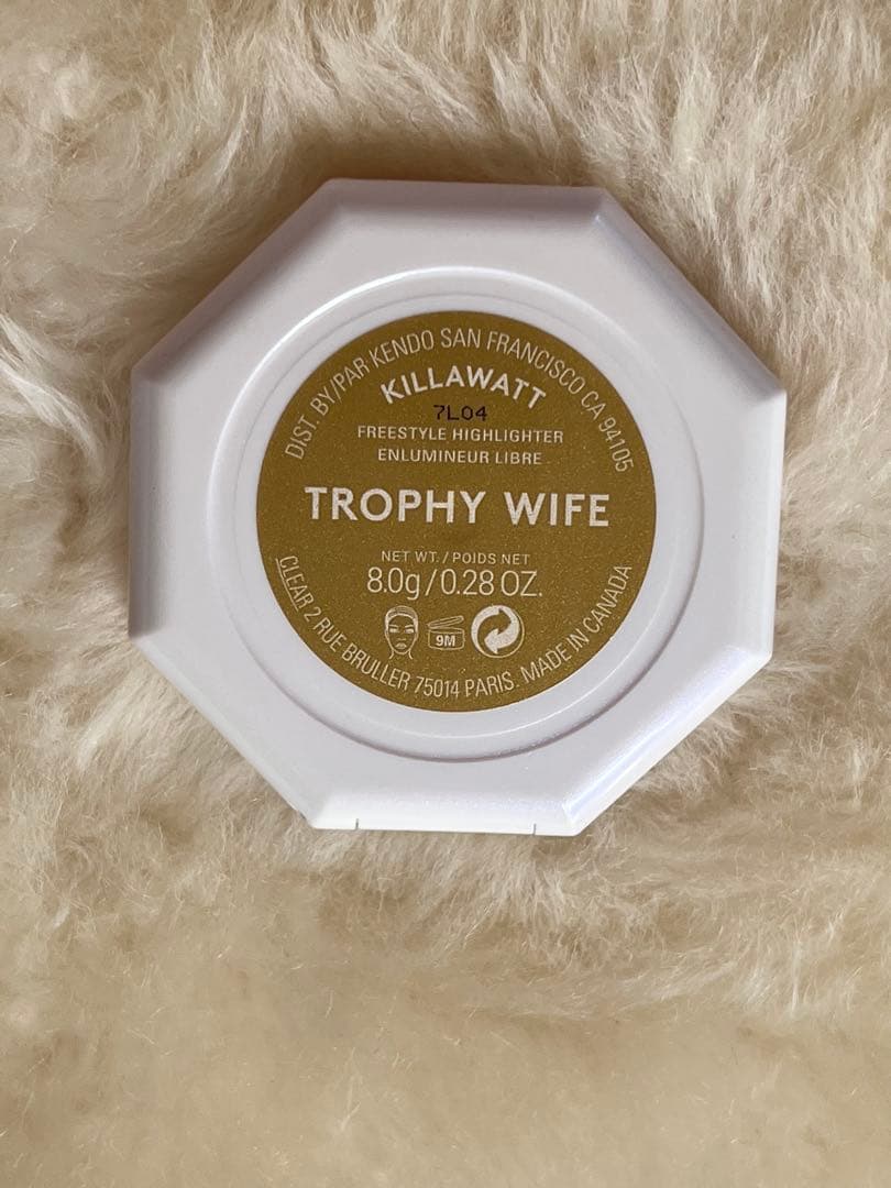 フェイスカラー FENTY BEAUTY KILLAWATT TROPHY WIFE 8g