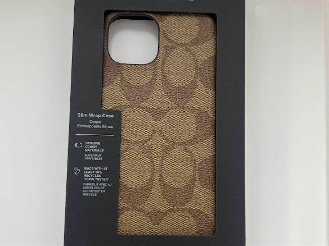 COACH iPhone15ケース シグネチャー柄