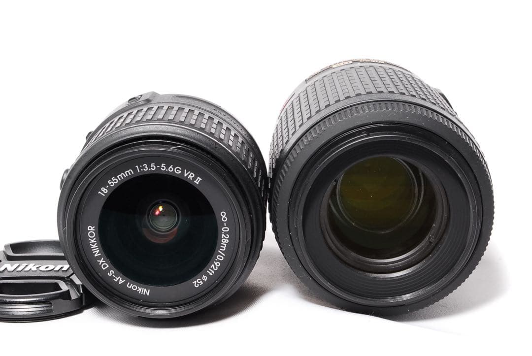 ◆ショット数脅威の54回◆Nikon D5300◆レッドカラー◆一眼レフカメラ◆