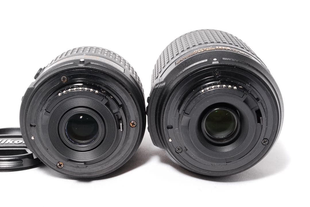 ◆ショット数脅威の54回◆Nikon D5300◆レッドカラー◆一眼レフカメラ◆