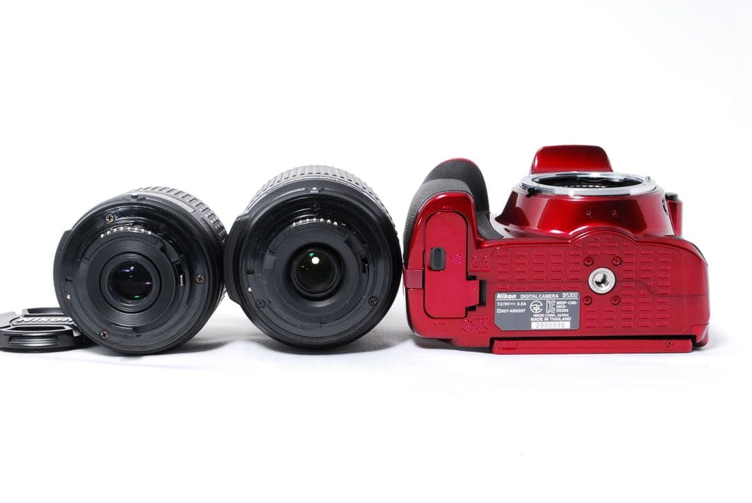 ◆ショット数脅威の54回◆Nikon D5300◆レッドカラー◆一眼レフカメラ◆