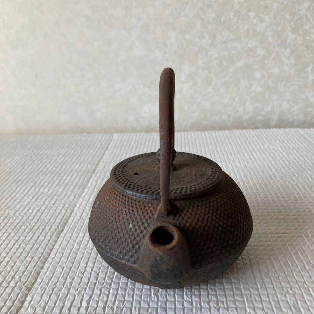 TS66 南部鉄瓶 鉄器 伝統工芸品 刻印あり 霰模様 急須 囲炉裏 茶道具