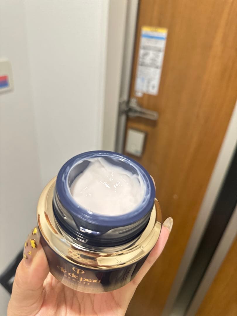 クレ・ド・ポー ボーテ ナイトクリーム アンタンシヴR（ニュイ）50ml