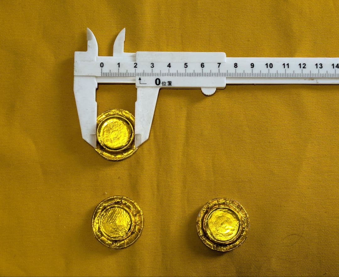 【閉店売り尽し】手挽の茶入蓋（掬い型）３個セット（虫喰１個含）