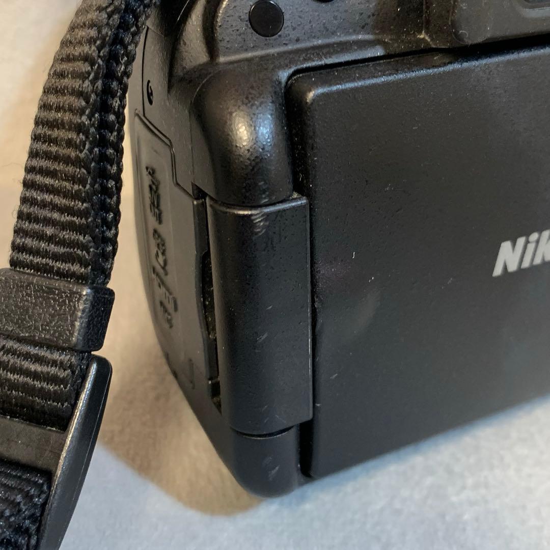 Nikon 一眼レフカメラ D5100
