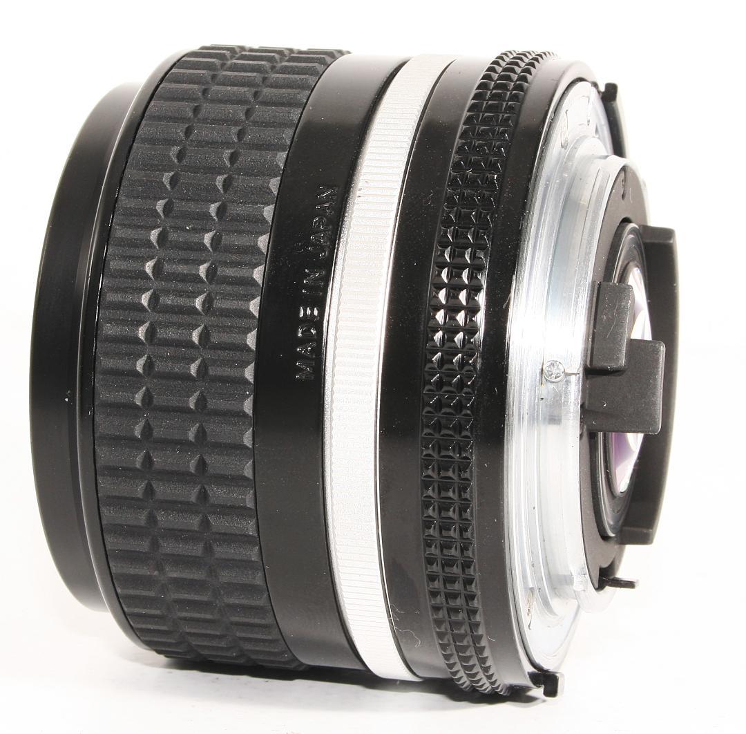 【美品】Nikon NIKKOR Ai-s 24mm f/2.8 MF広角レンズ