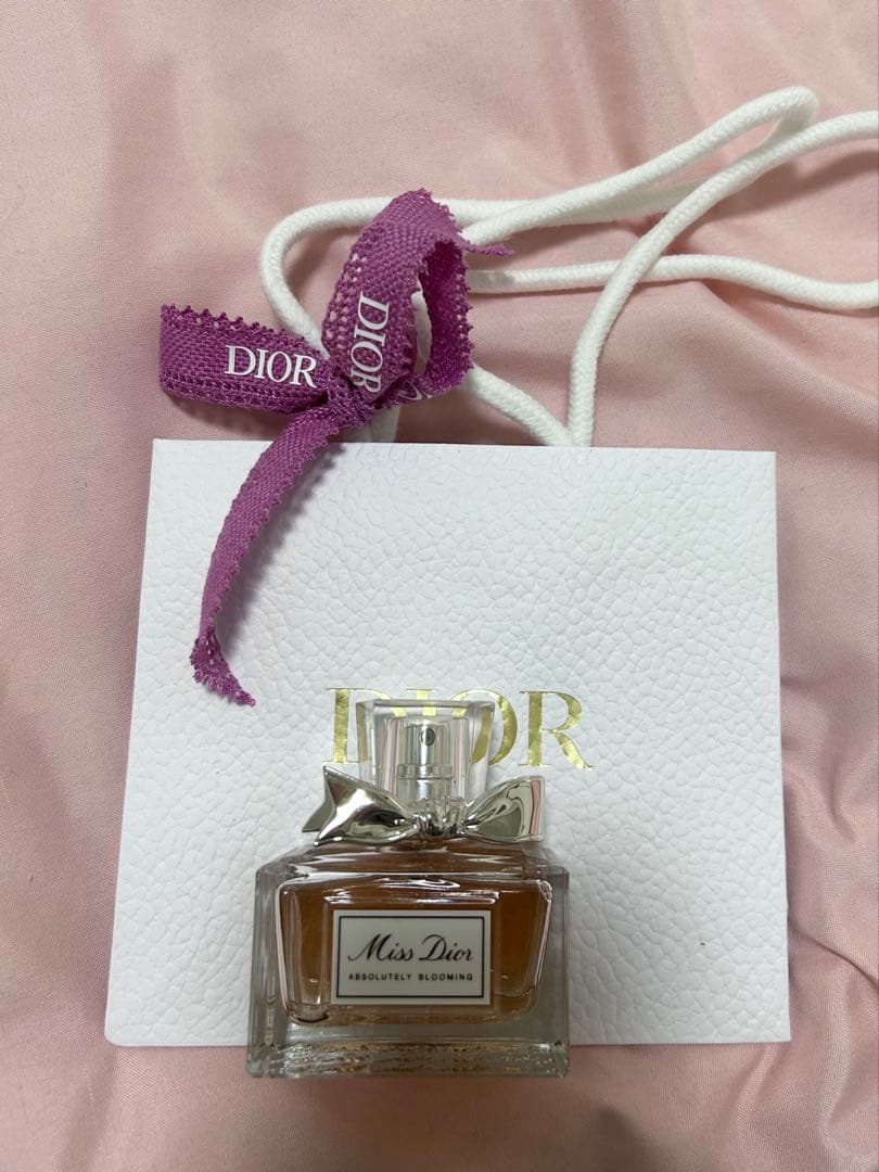 Dior Absolutely Blooming 香水 オードゥパルファン