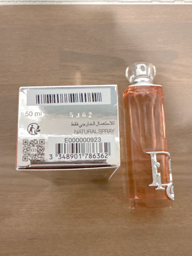 Dior Addict ピーチ　香水 50ml