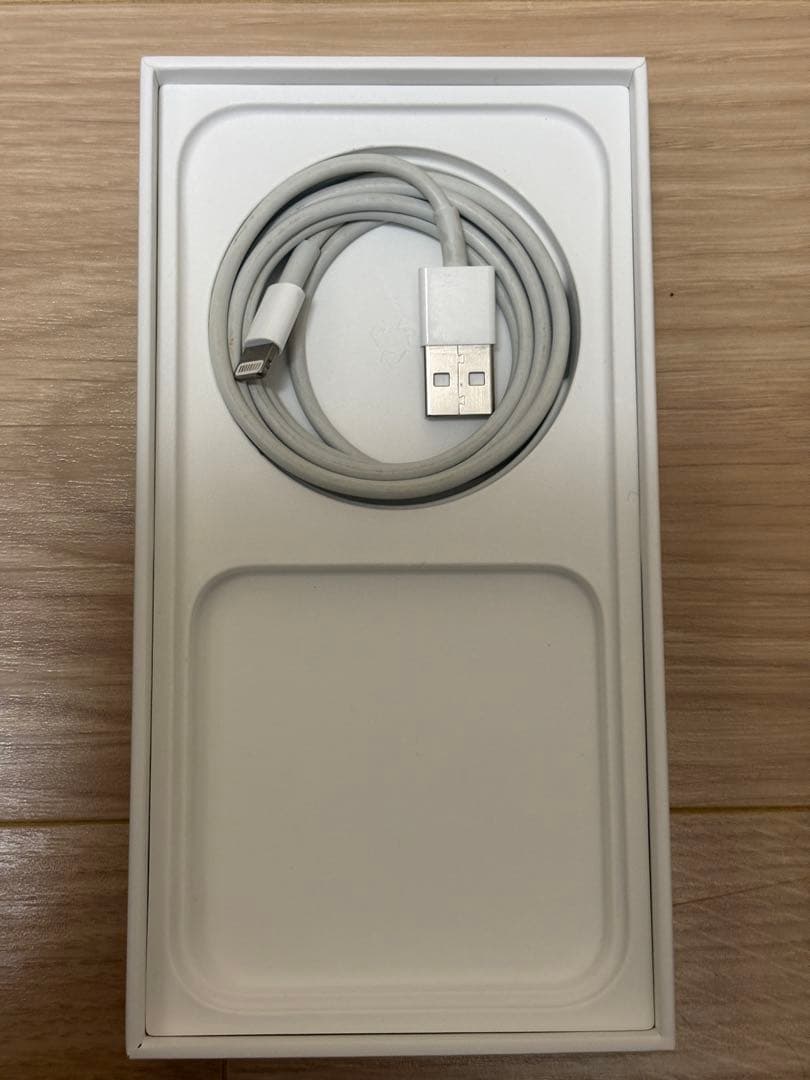 iPhone 13 256GB スターライト 本体