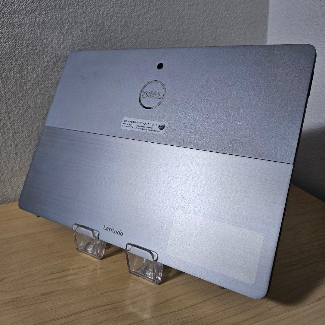 Latitude 7210 2in1／Surface Pro7 ライバル機　i7