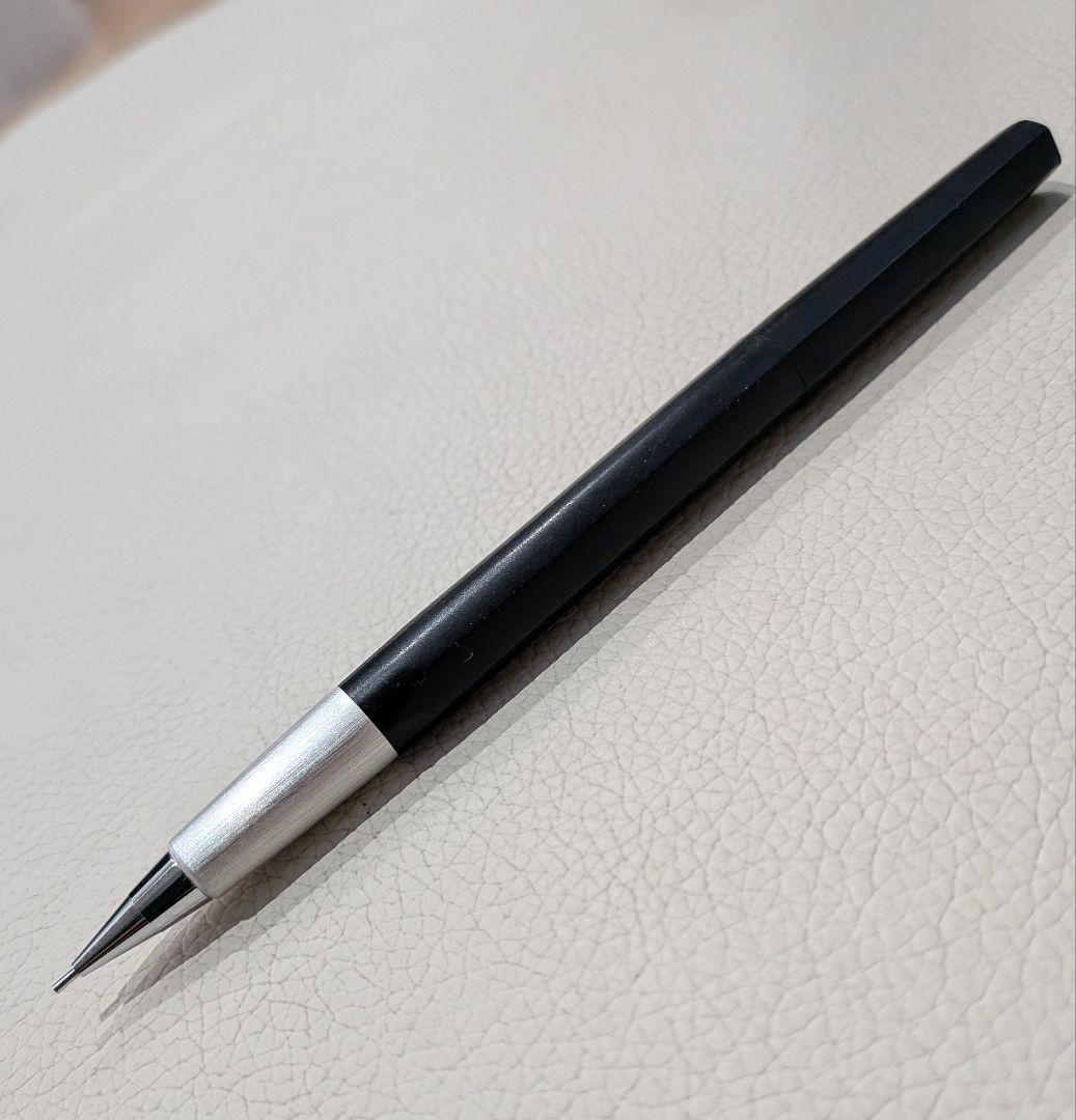 三菱鉛筆　PECKER/ペッカー　シャーペン　0.5mm　サイドノック式