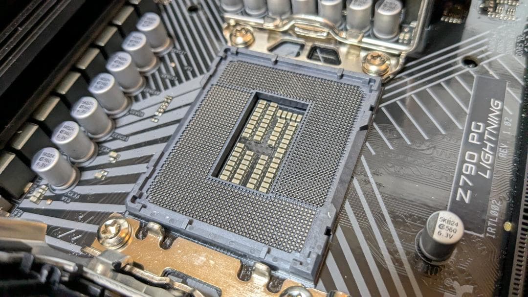 intel Core i7 14700KF + Z790マザー