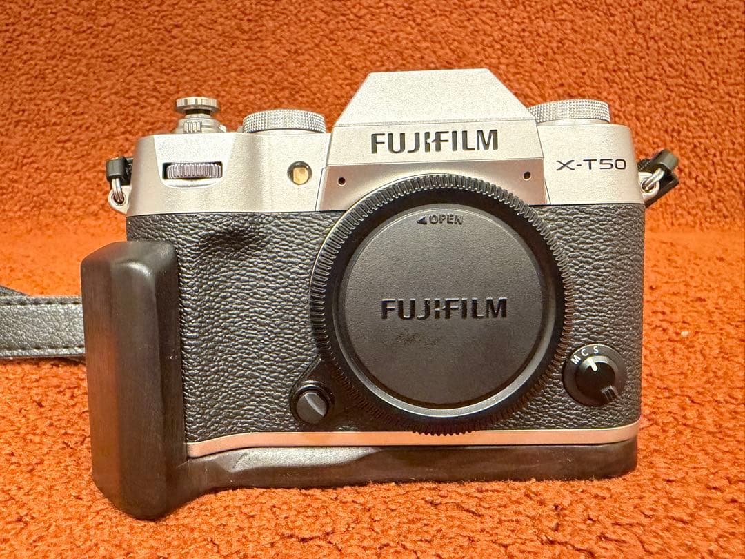 FUJIFILM X-T50 キット　豪華レンズ2本＋元箱完備＋5年追加保証付き
