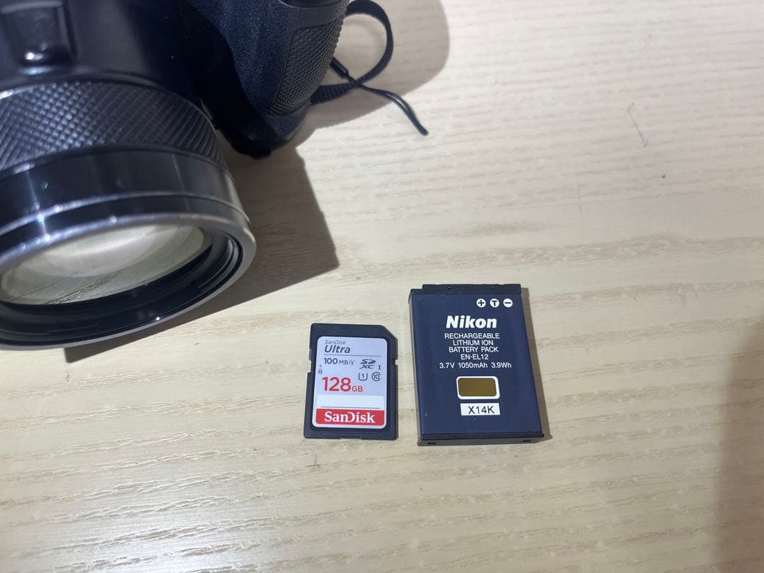 Nikon coolpixB600デジタルカメラ 広角レンズ付き