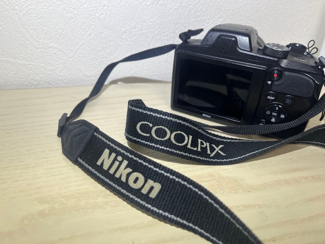 Nikon coolpixB600デジタルカメラ 広角レンズ付き