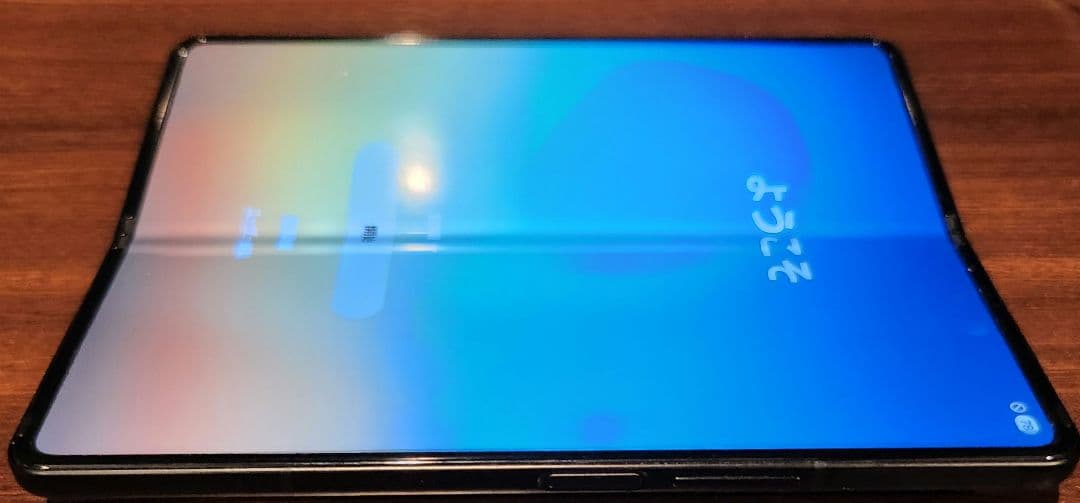 Galaxy Z Fold 3 5G 国内版 au(SCG11)ケース付き
