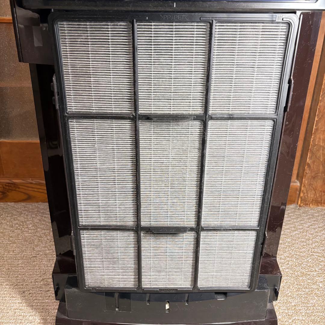 美品 ダイキン工業　除加湿ストリーマ空気清浄機 ACZ70W-T DAIKIN