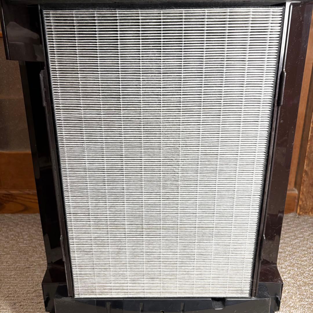 美品 ダイキン工業　除加湿ストリーマ空気清浄機 ACZ70W-T DAIKIN