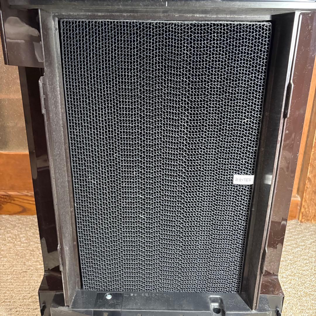 美品 ダイキン工業　除加湿ストリーマ空気清浄機 ACZ70W-T DAIKIN