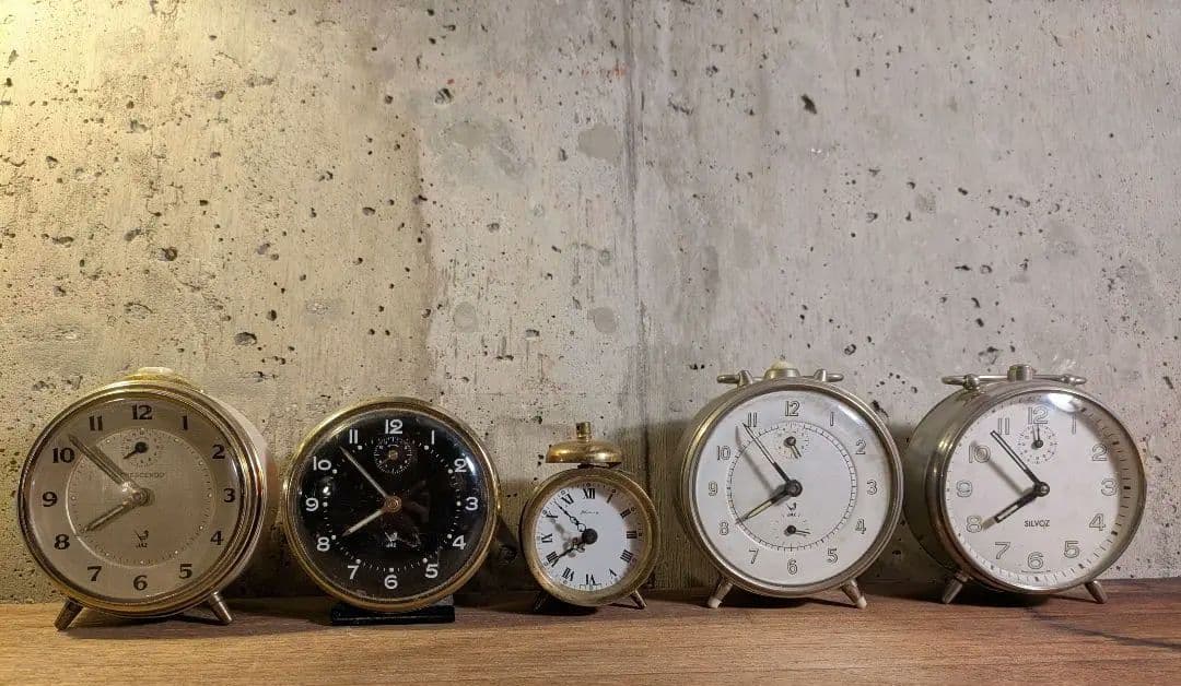 赤色 可動品 フランス JAZ製 ゼンマイ式 アンティーク時計 26-g.