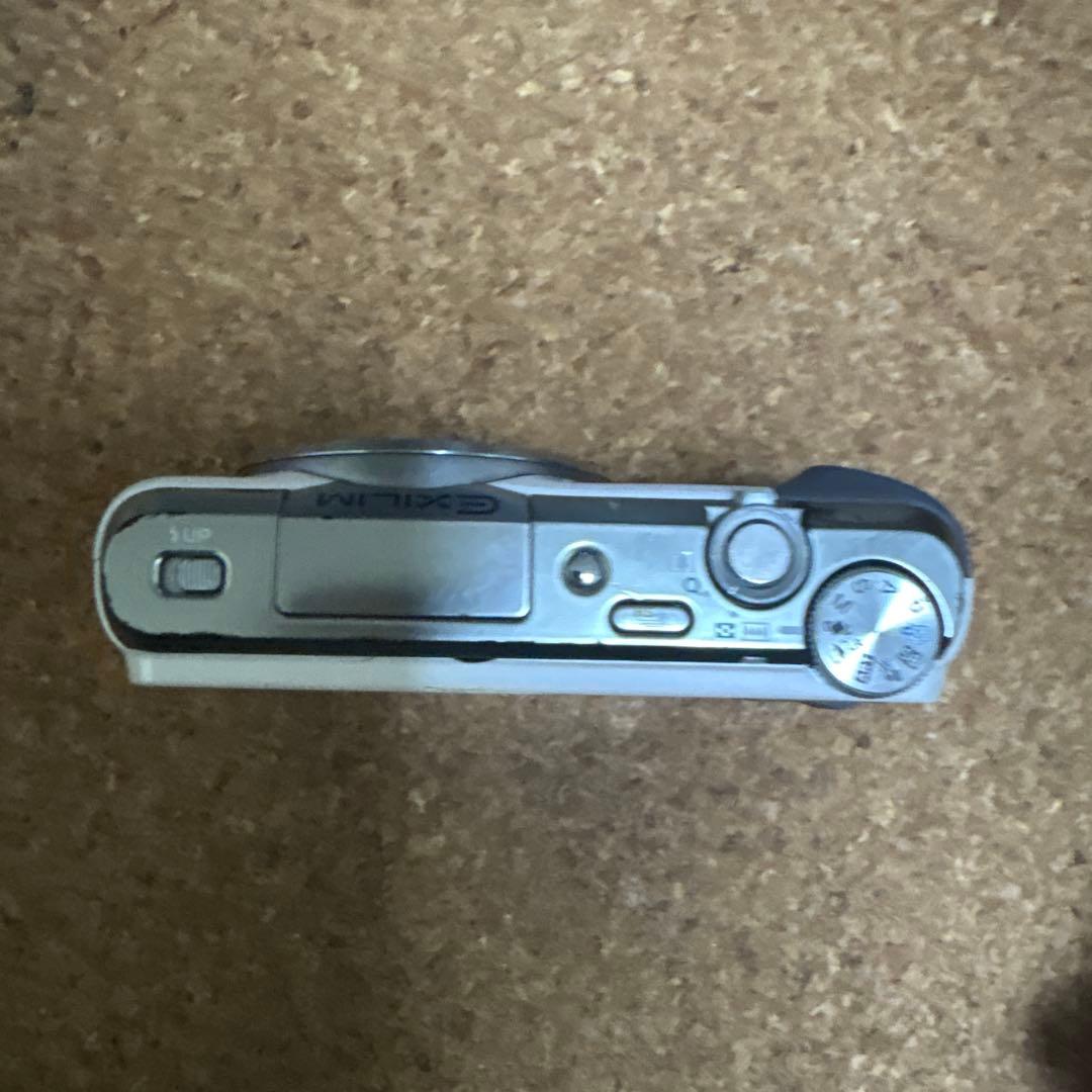 CASIO EXILIM EX-ZR700 カシオコンデジ ジャンク