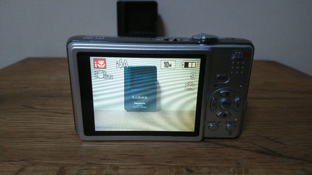 Panasonic LUMIX DMC-FX7 コンデジ　デジカメ