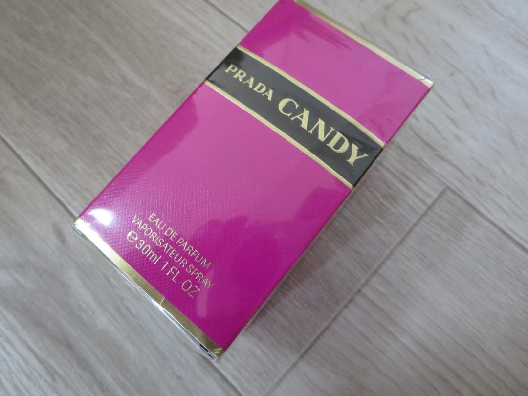 PRADA プラダ CANDY オーデパルファム 30ml 新品未開封