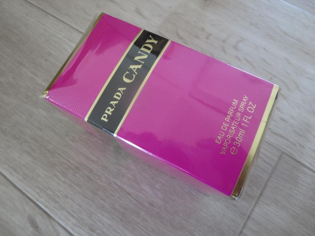 PRADA プラダ CANDY オーデパルファム 30ml 新品未開封