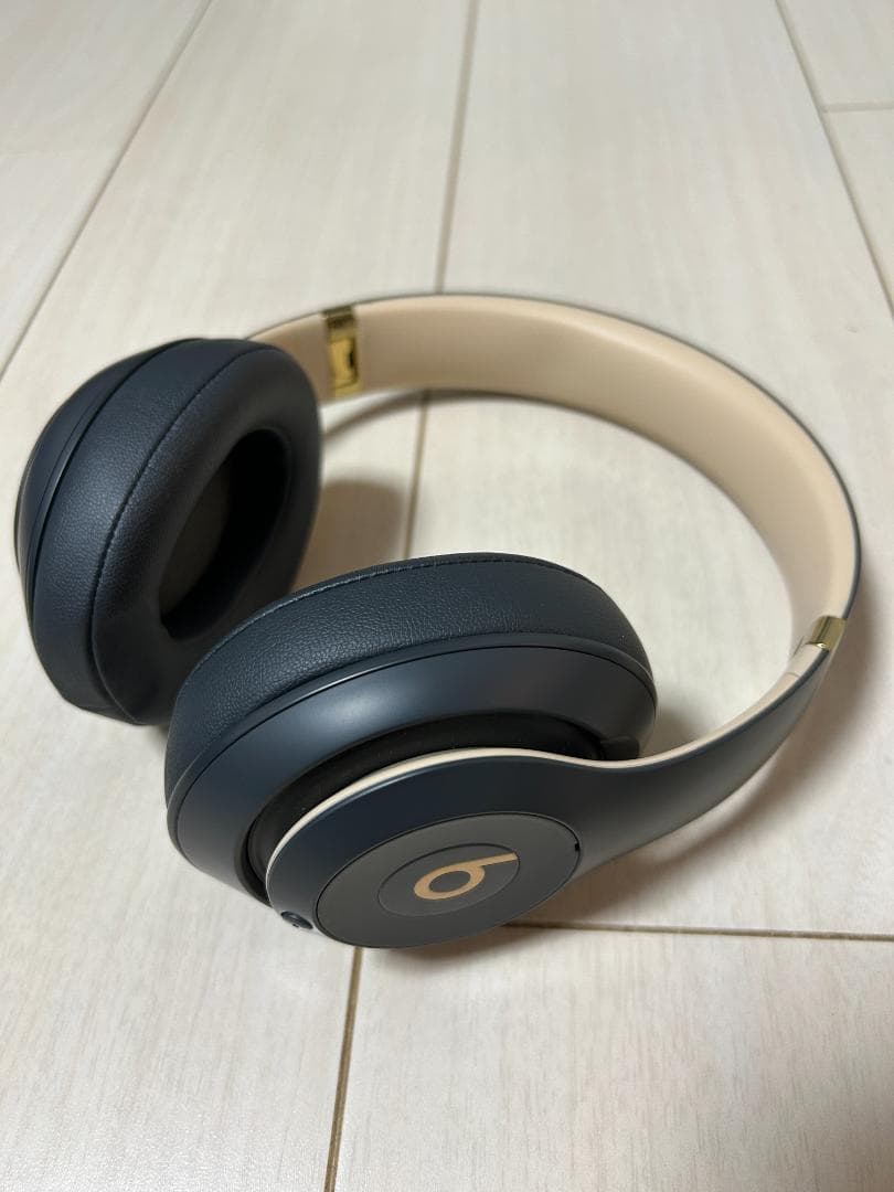 Beats Studio3 Wirelessヘッドフォン シャドーグレー
