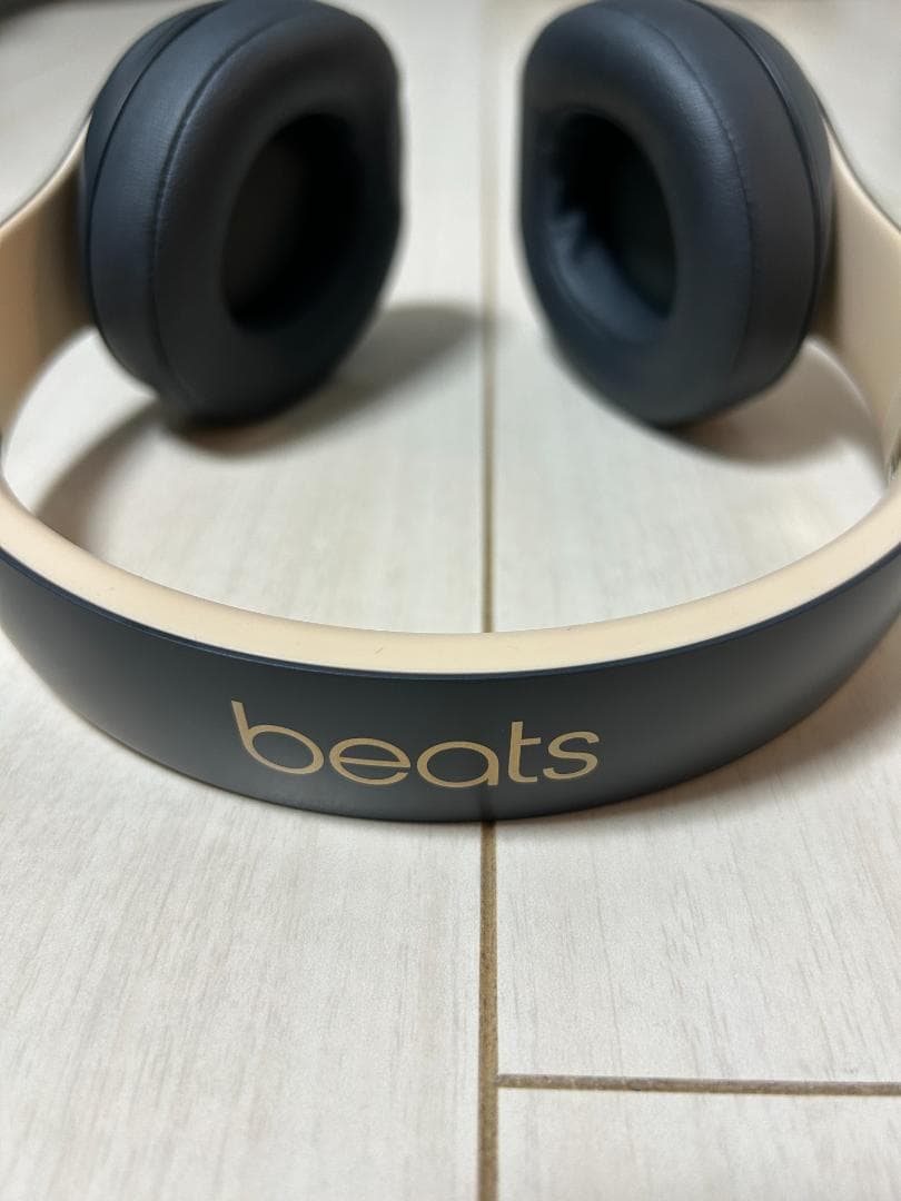 Beats Studio3 Wirelessヘッドフォン シャドーグレー