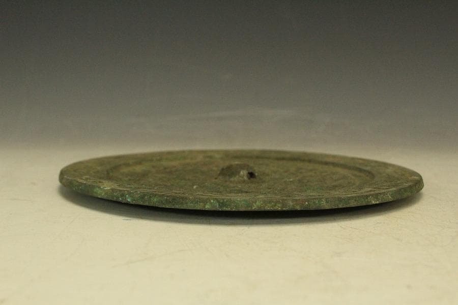中国美術 青銅鏡 饕餮紋 時代物(HA506)