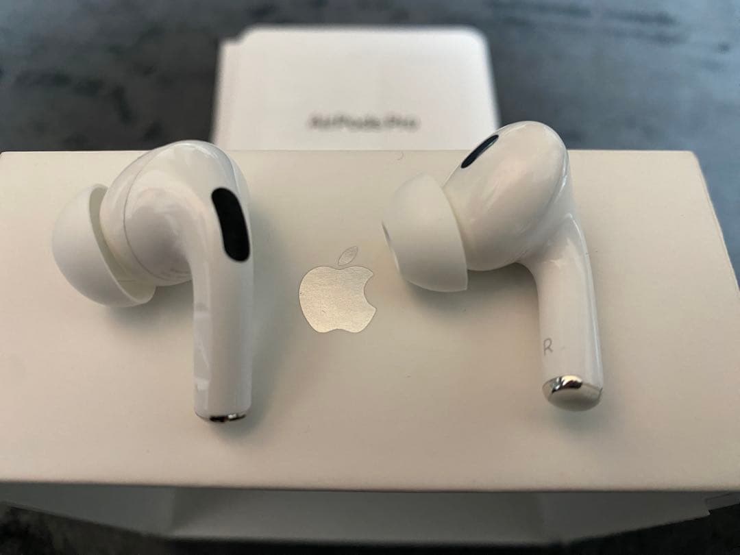AirPods Pro 第2世代 Lightning 箱付属品あり 動作確認済