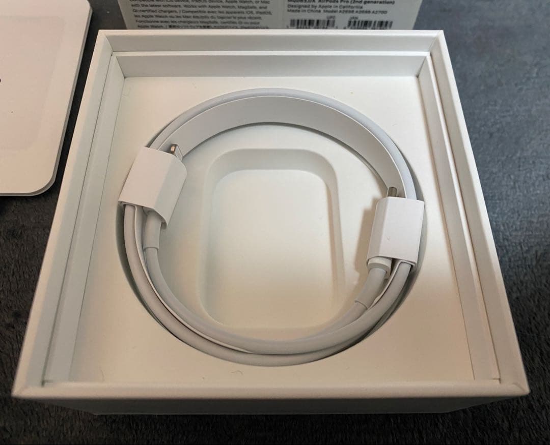 AirPods Pro 第2世代 Lightning 箱付属品あり 動作確認済