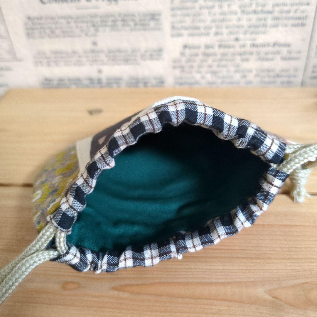 ハンドメイド　ミニミニ まるい巾着 (ねこ柄　花柄)