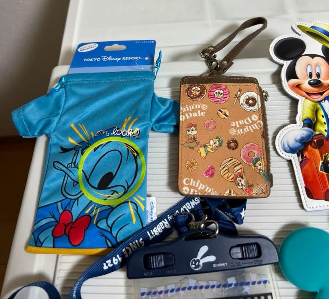 ディズニー、スマホケース、パスケースセット（ミッキー、ドナルド、チップ&デール）