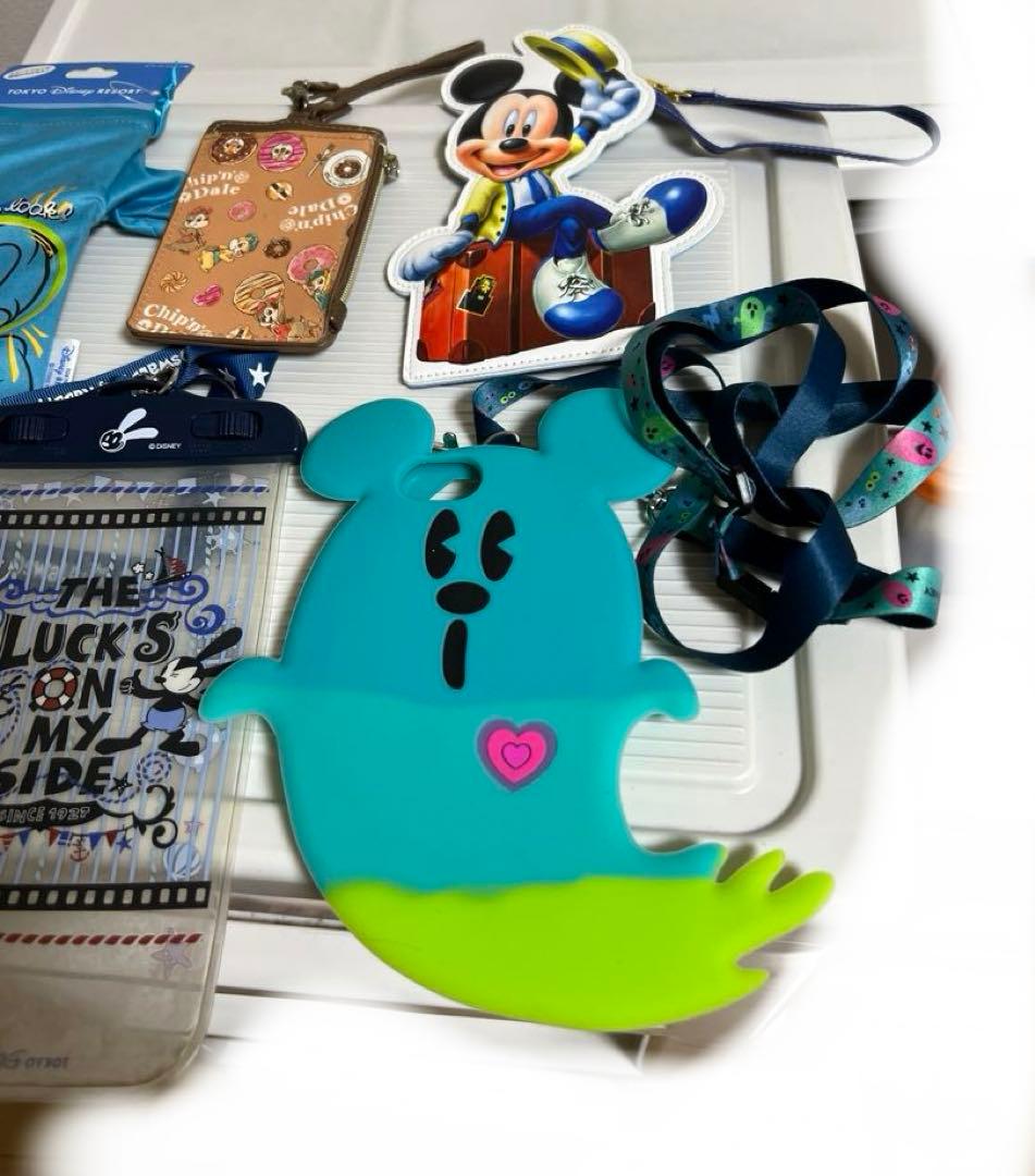 ディズニー、スマホケース、パスケースセット（ミッキー、ドナルド、チップ&デール）