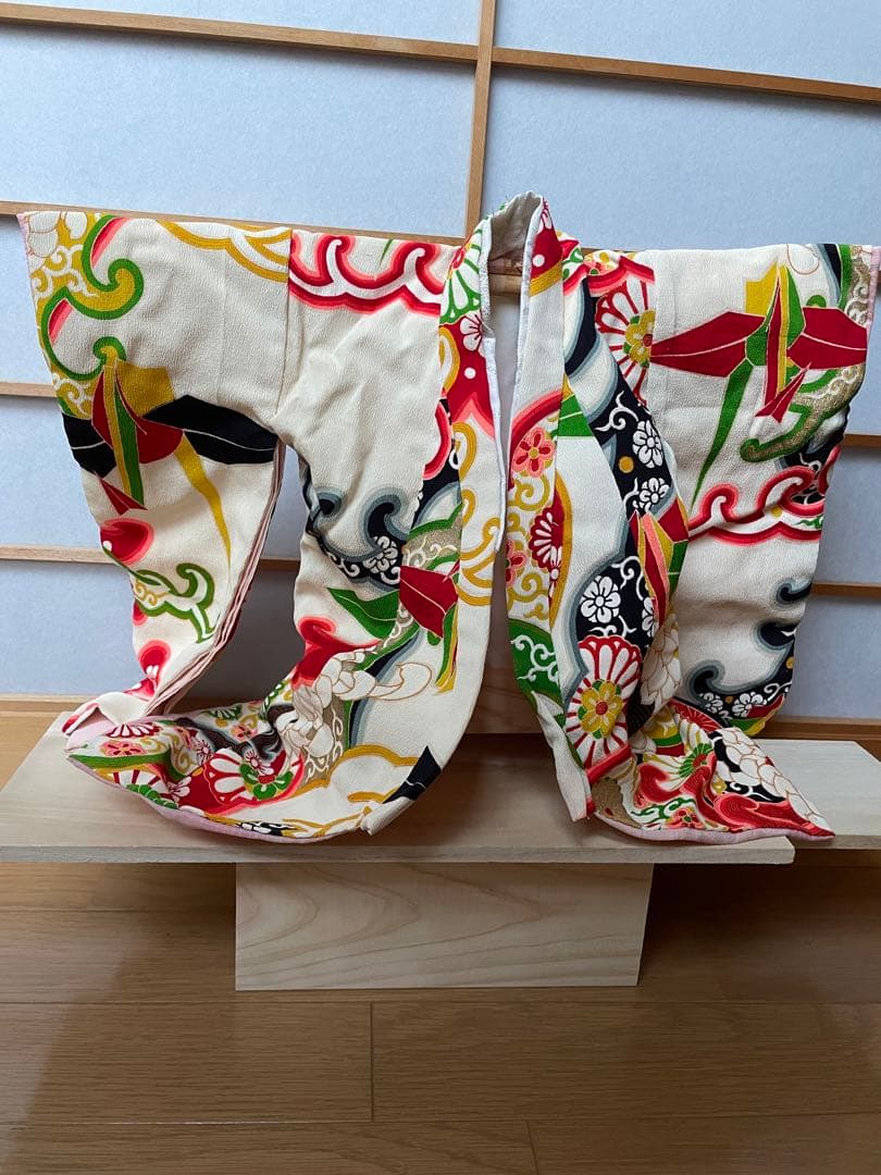 ちりめんのリメイク着物　ミニサイズ　振袖