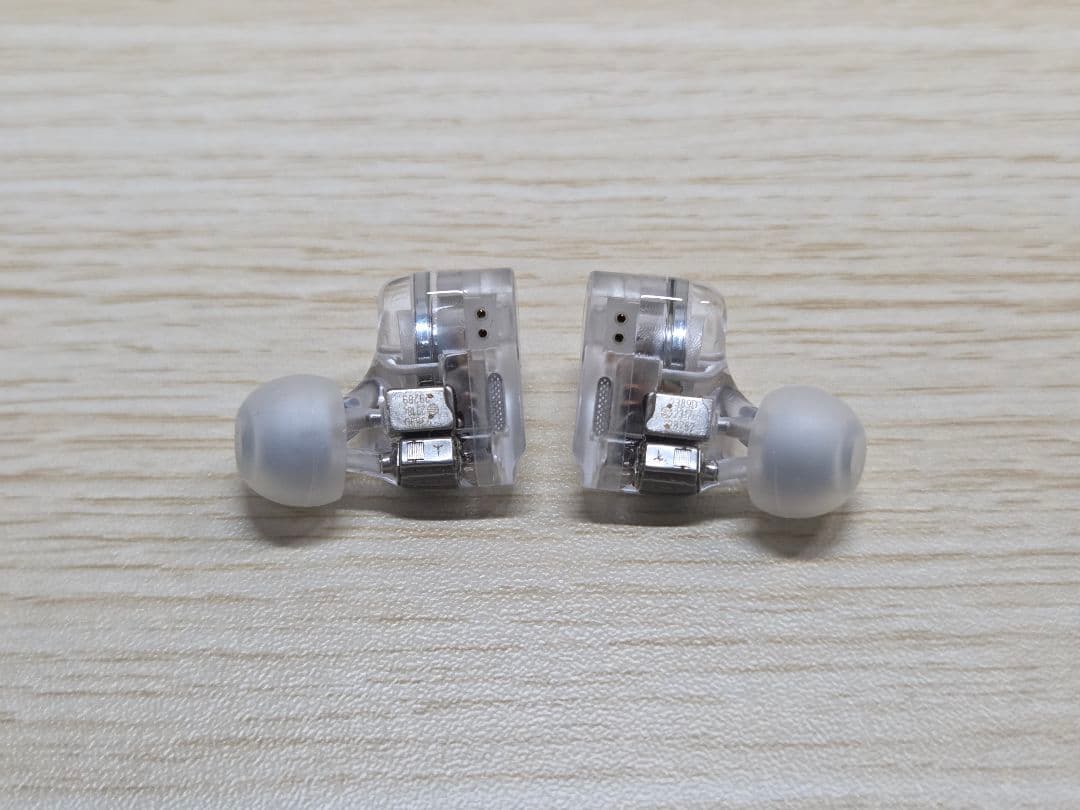 TANCHJIM KARA 1DD +4BAハイブリッドイヤホン　＋おまけ