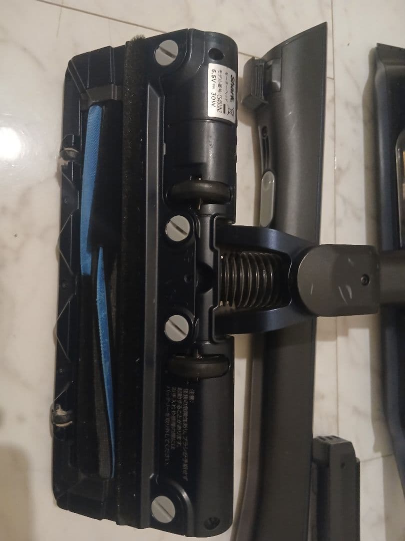 ボ*ー様 Shark CS401JRB 掃除機 予備バッテリー付 動作OK