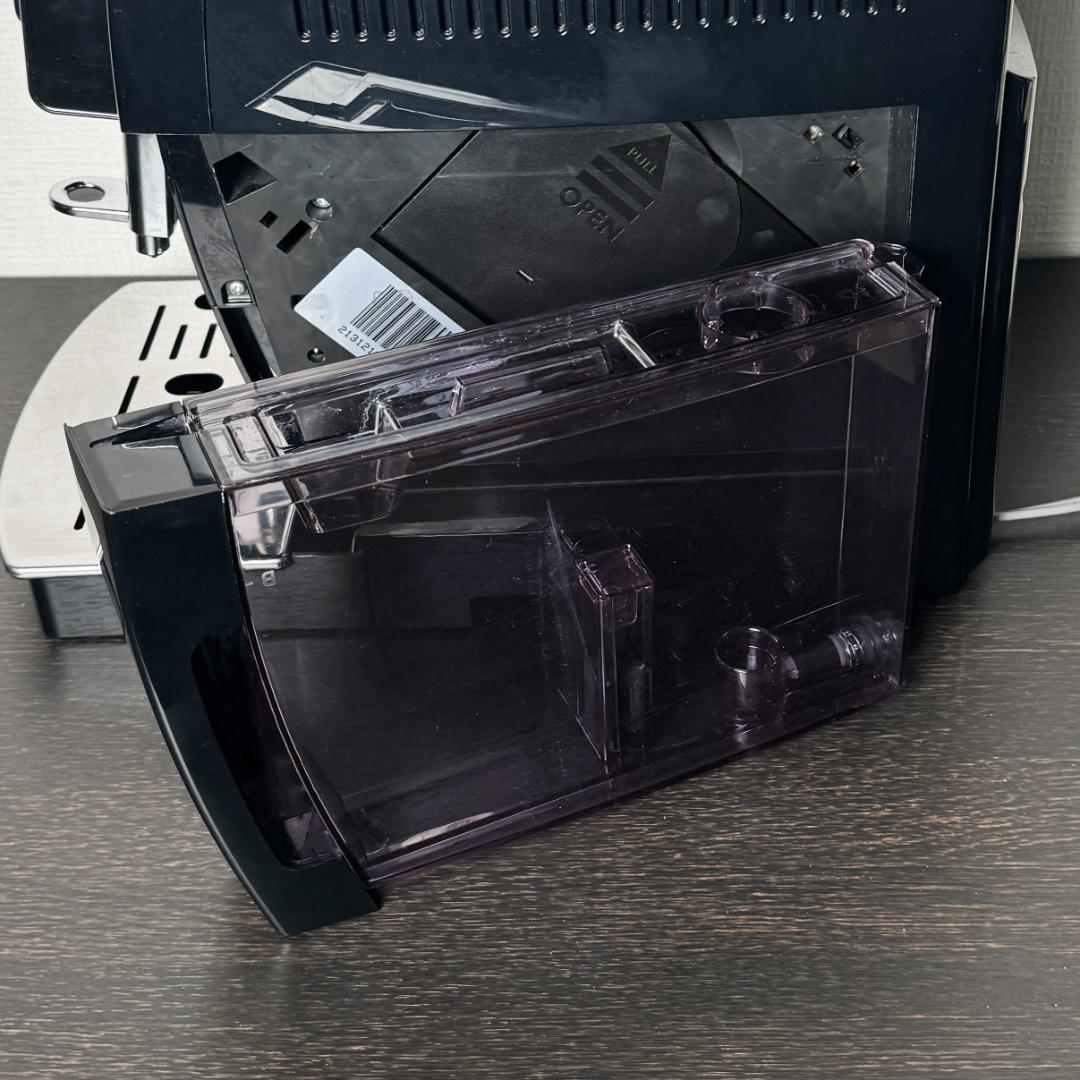 美品　デロンギ マグニフィカS ECAM23120BN エスプレッソマシン