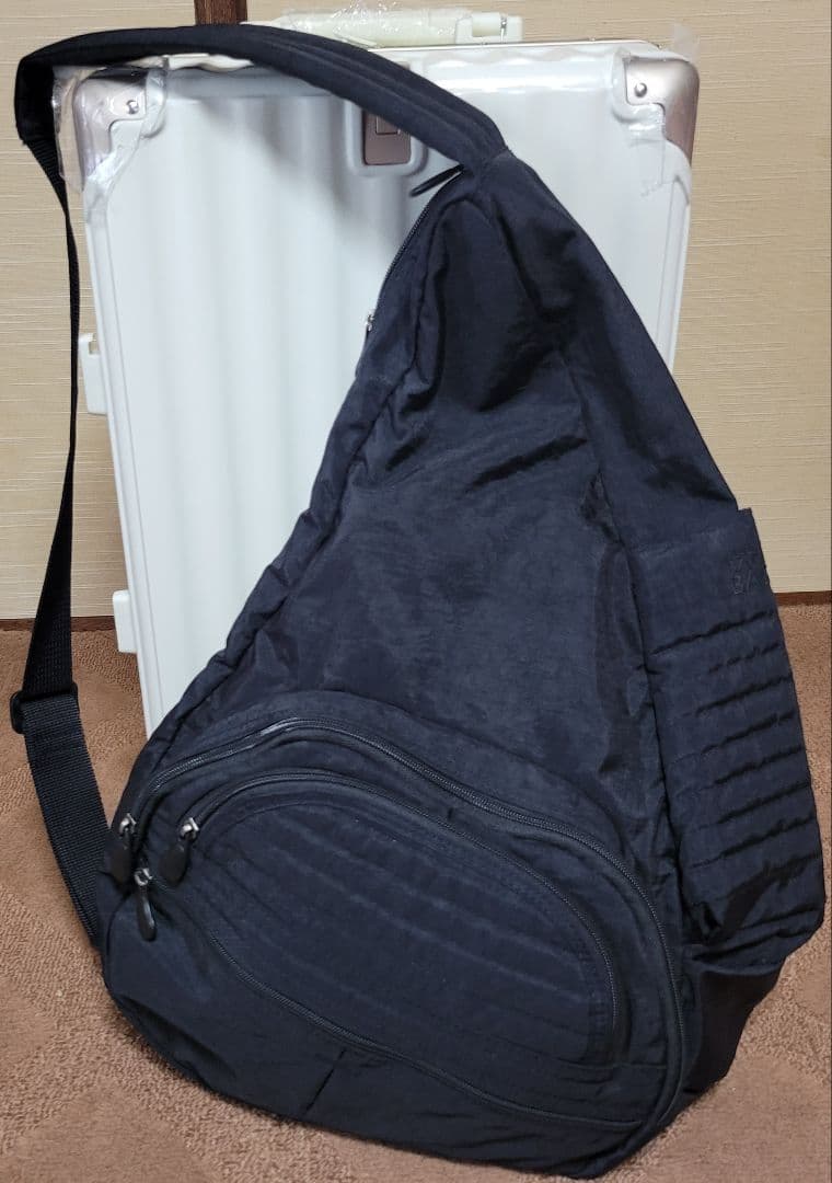 ボディバッグ・ウエストポーチ HEALTHY BACK BAG
