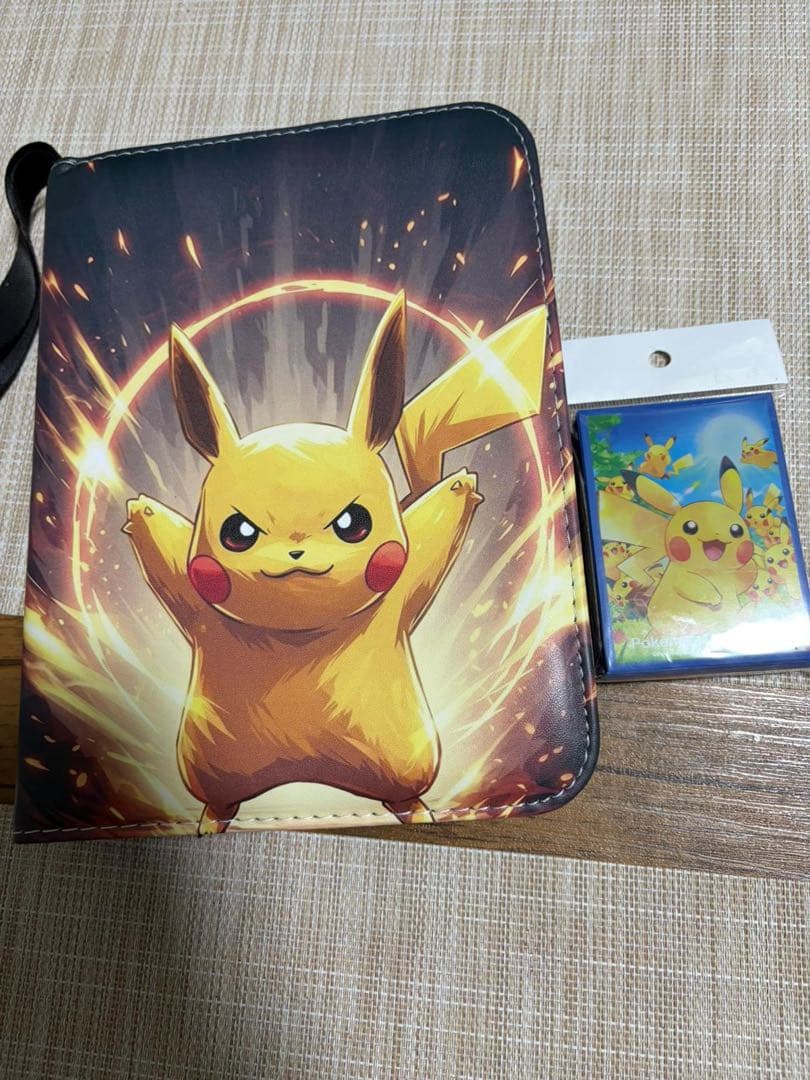 ポケモンカード まとめ売り（120枚以上＋カードファイル付き）