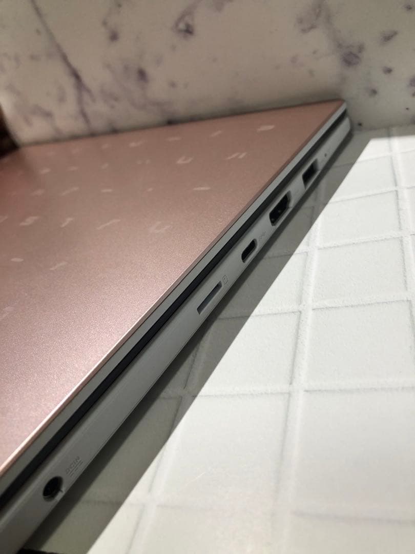 ASUS ノートパソコン E210MA-GJ002P ※初期化再インストール済