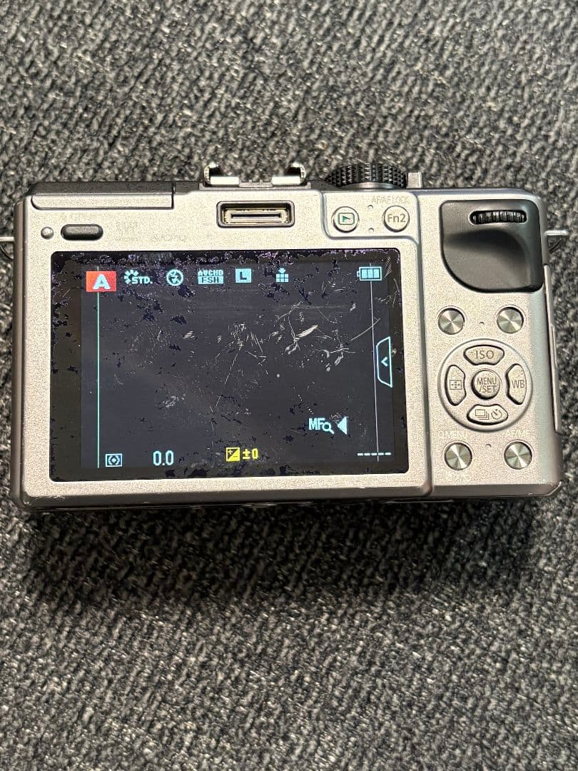 DMC-GX1 シルバー Panasonic Lumix ボディのみ
